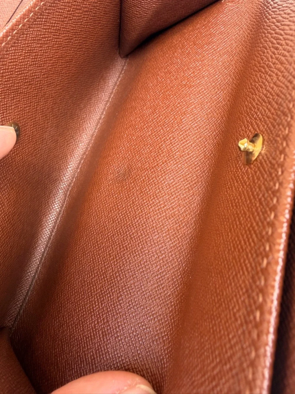 Louis Vuitton Wallet (PRICE FIRM) - Picture 9 of 10